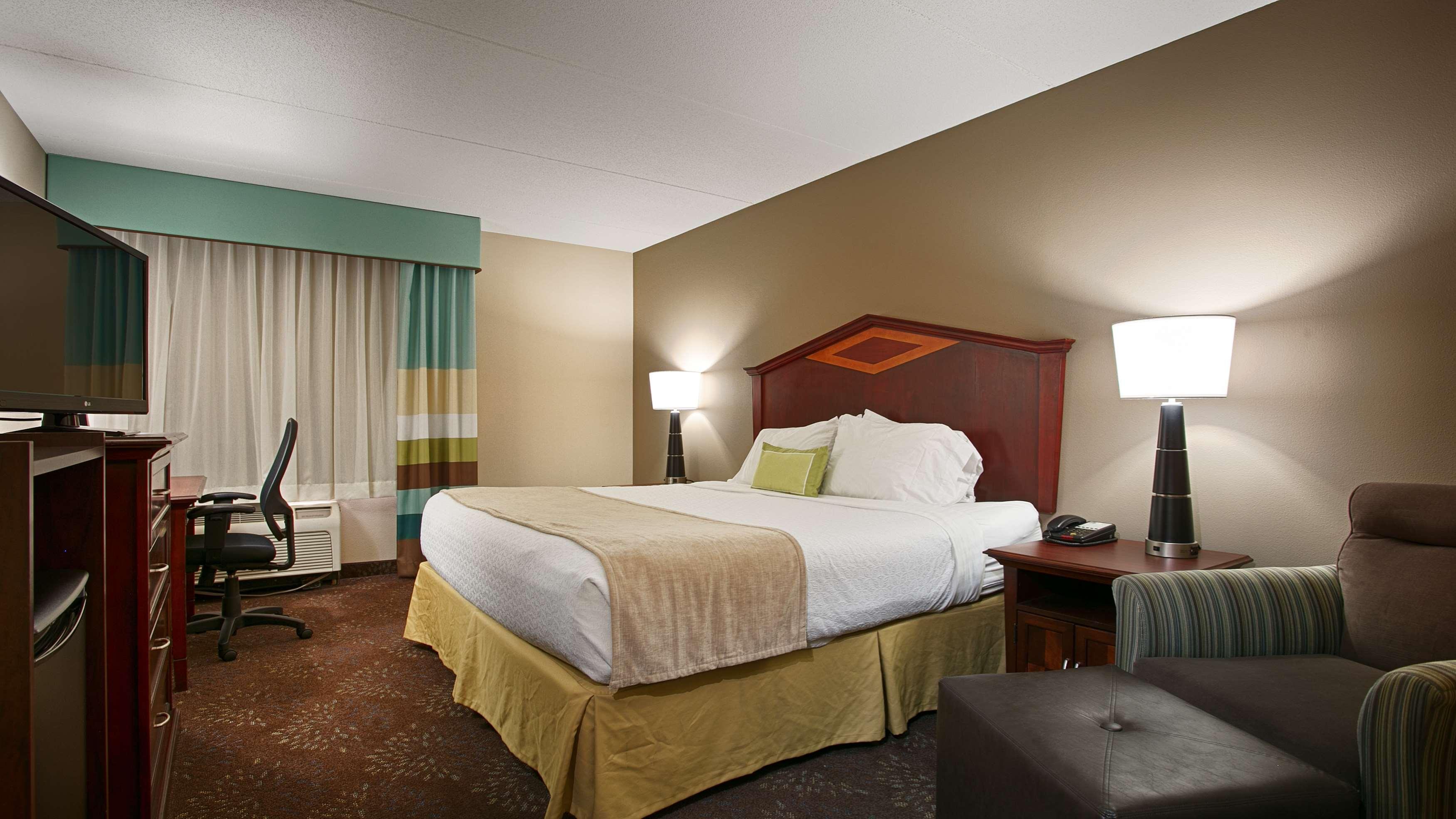 Best Western Plus Willmar Exterior photo