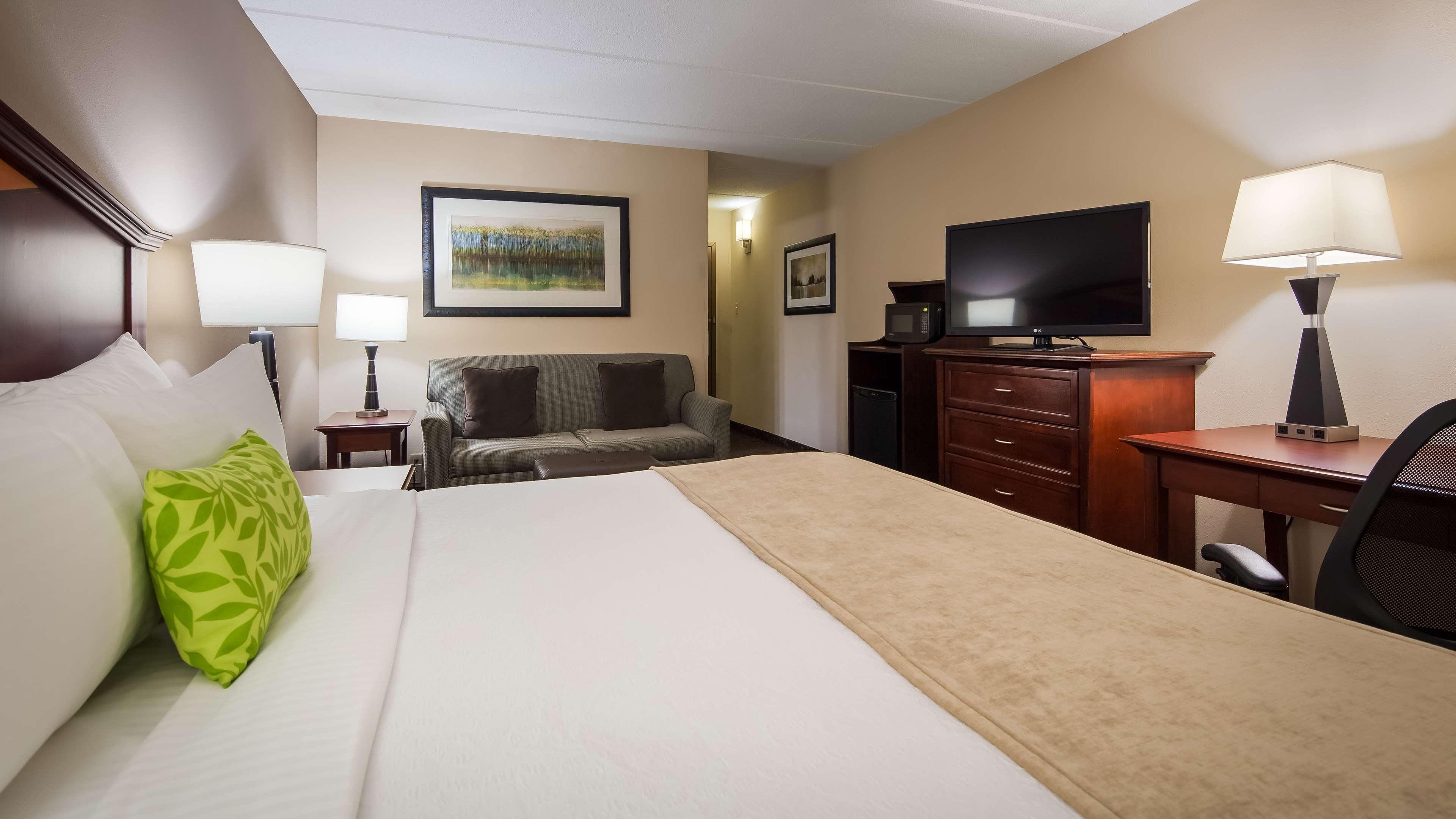 Best Western Plus Willmar Exterior photo