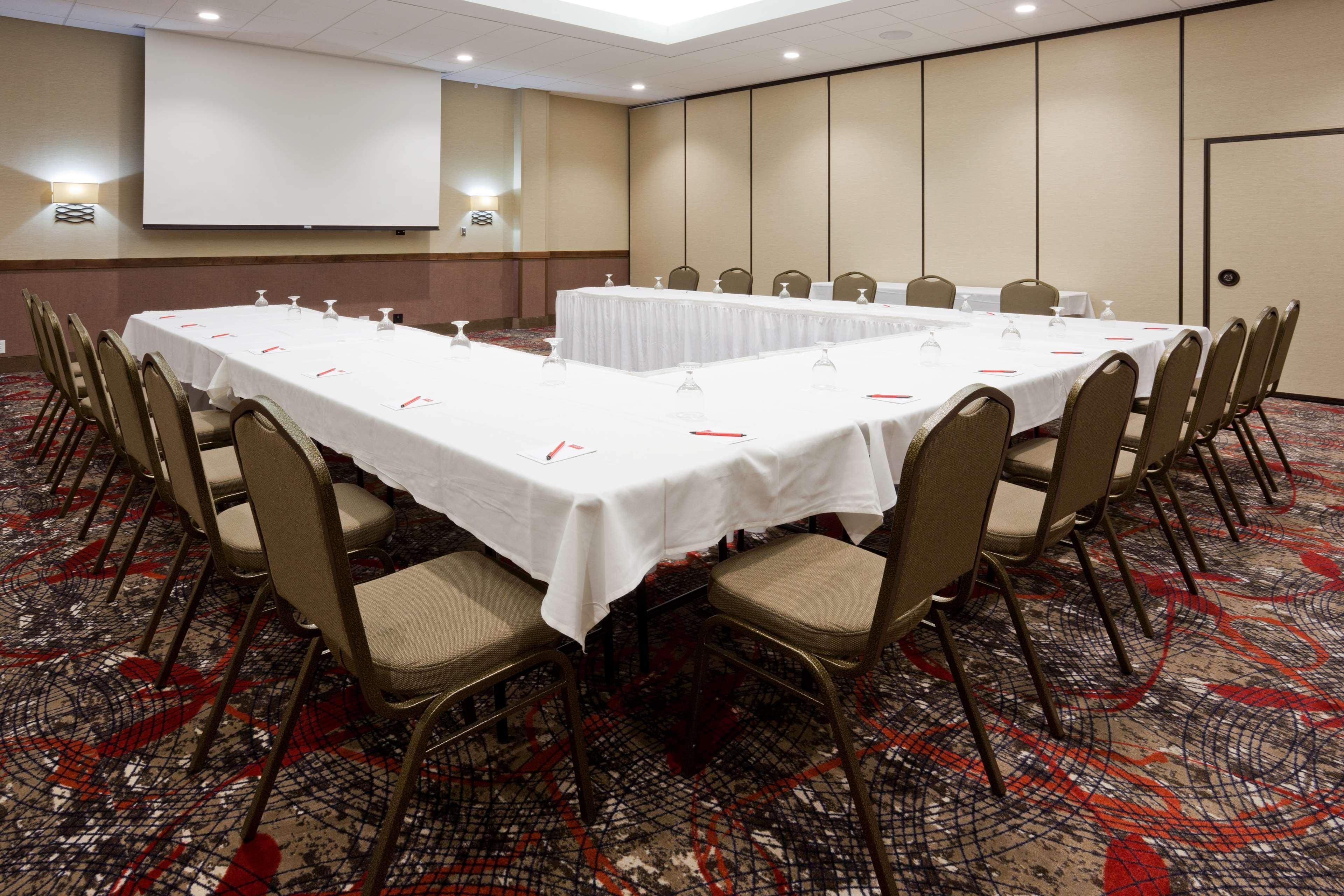 Best Western Plus Willmar Exterior photo